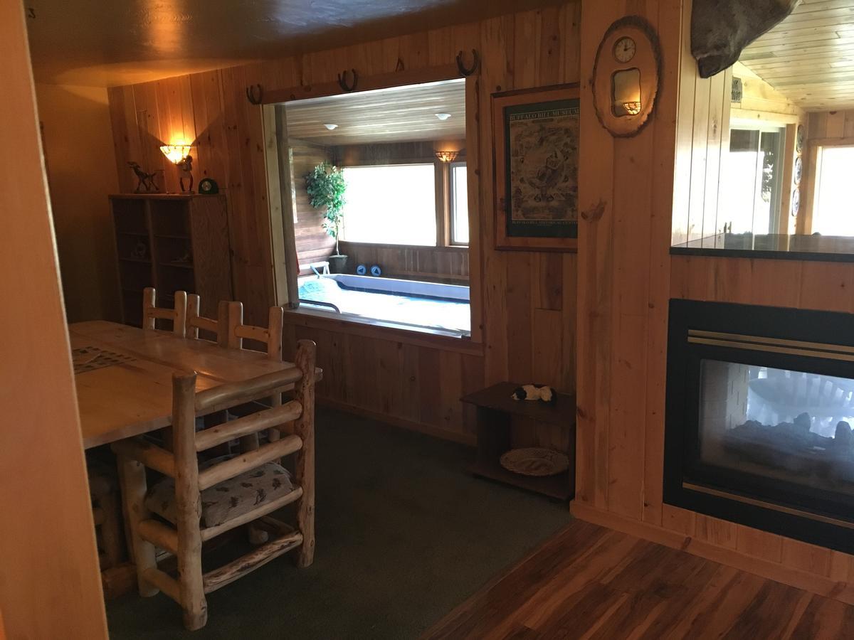 كودي Yellowstone Valley Vacation Lodge المظهر الخارجي الصورة