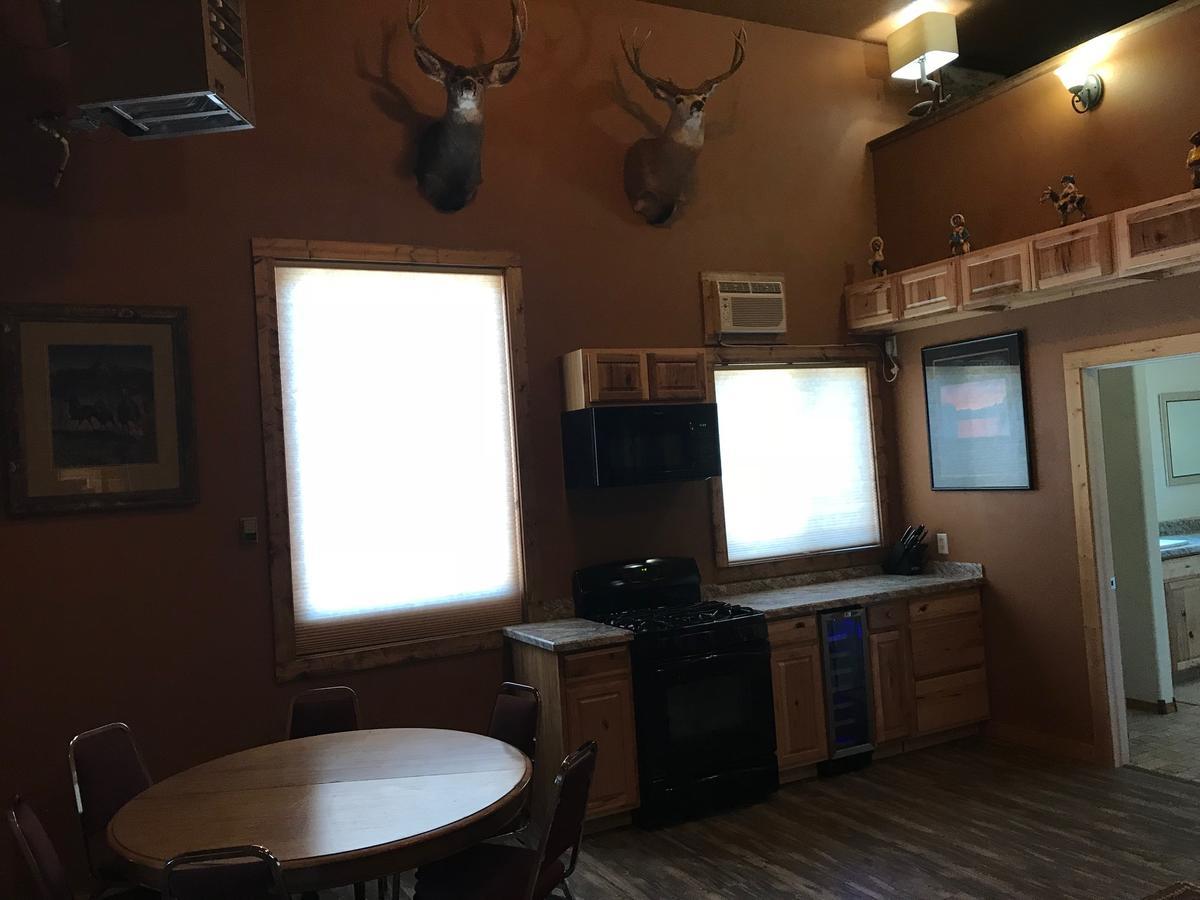 كودي Yellowstone Valley Vacation Lodge المظهر الخارجي الصورة